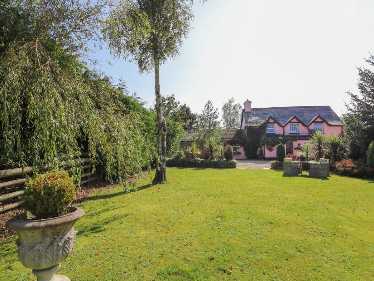 Park House Villa Ландриндод Уелс Екстериор снимка